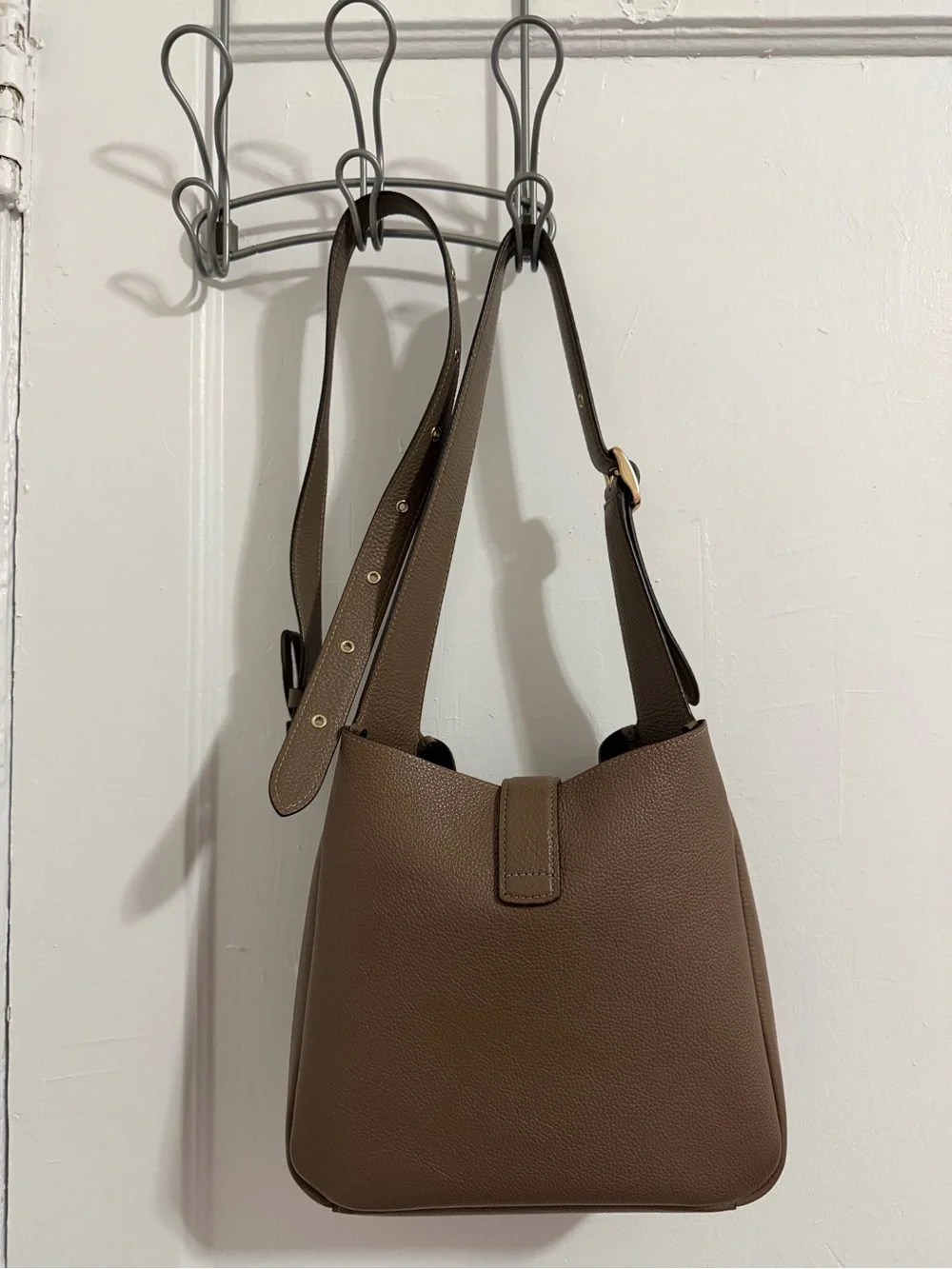 Coach Hadley Crossbody Shoulder Bag with Gold Hardware - Picture 6 of 6